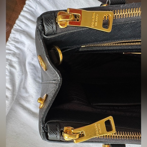 Prada Galleria Saffiano leather bag, Medium size - Picture 15 of 16